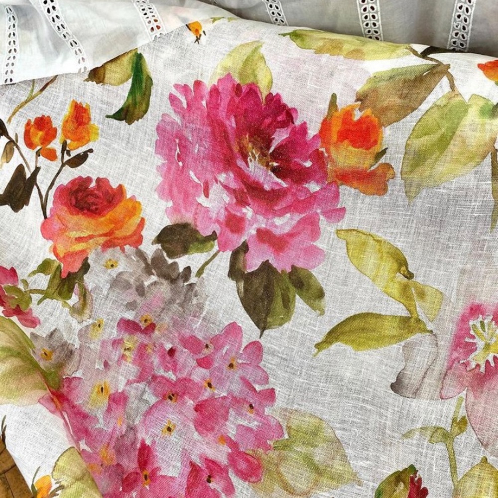 Mother of Pearl Rosebud Watercolor Floral 🌸